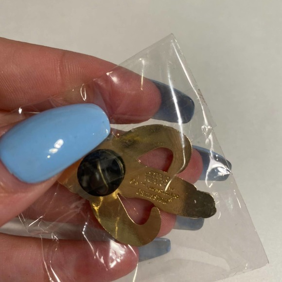 star wars bounty hunter insignia pin - Picture 3 of 3